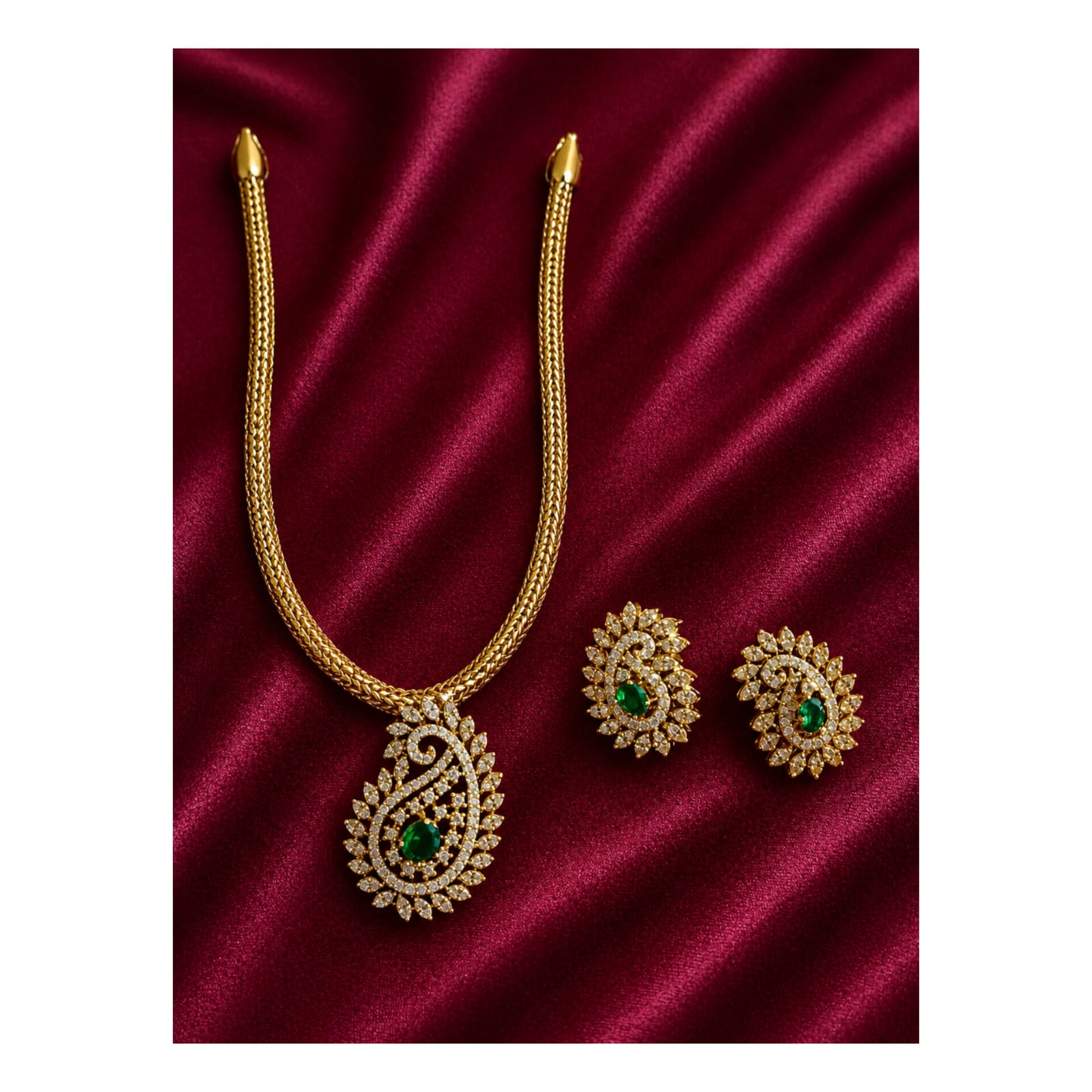 Emerald Paisley Elegance Set